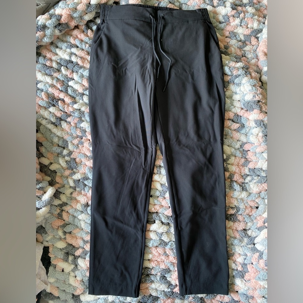 Ankle length stretch pant
